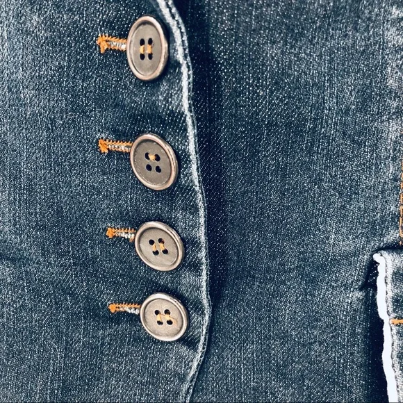 Zara | Fitted Denim Jacket - Picture 5 of 11